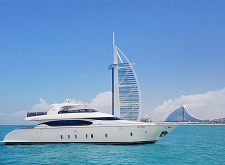 Exclusive Yacht Tour